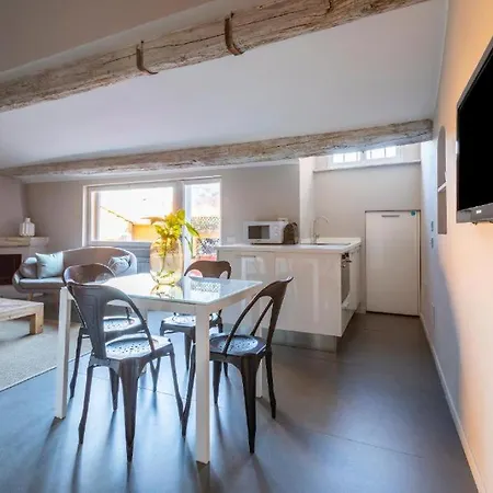 Penthouse In Piazza Venezia With Terrace *